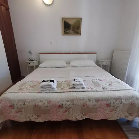 Apartment Divina *